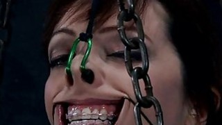 在线播放日韩精品风骚少妇帮两个老二吹箫 第1集...