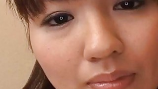 非洲女孩在热辣的性爱之旅中被剥削