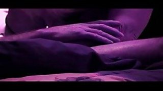 还在读大三的性感美女课余时间兼职平面拍摄,